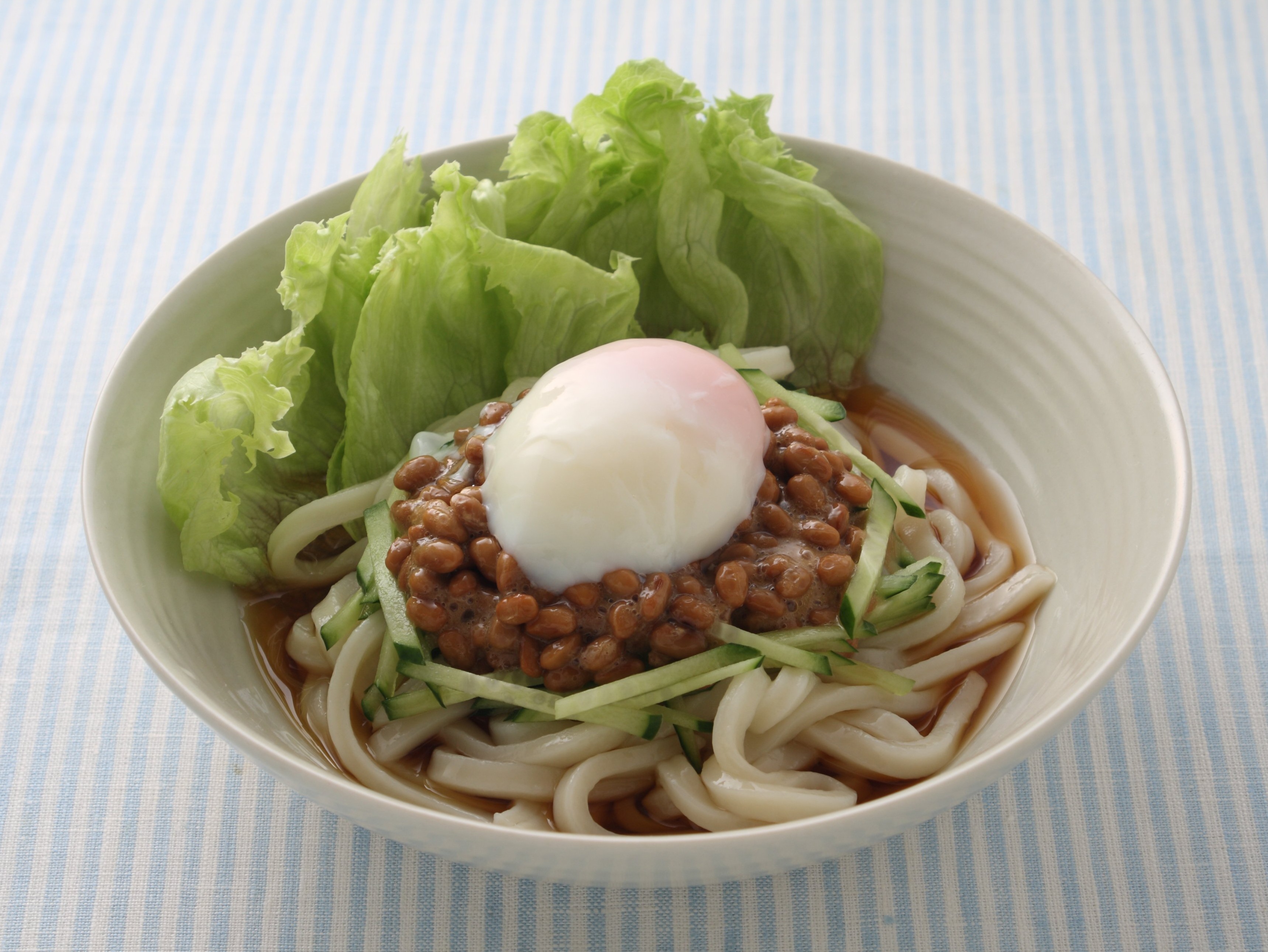 納豆のサラダ麺