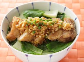 油淋鶏（ユーリンチー）丼