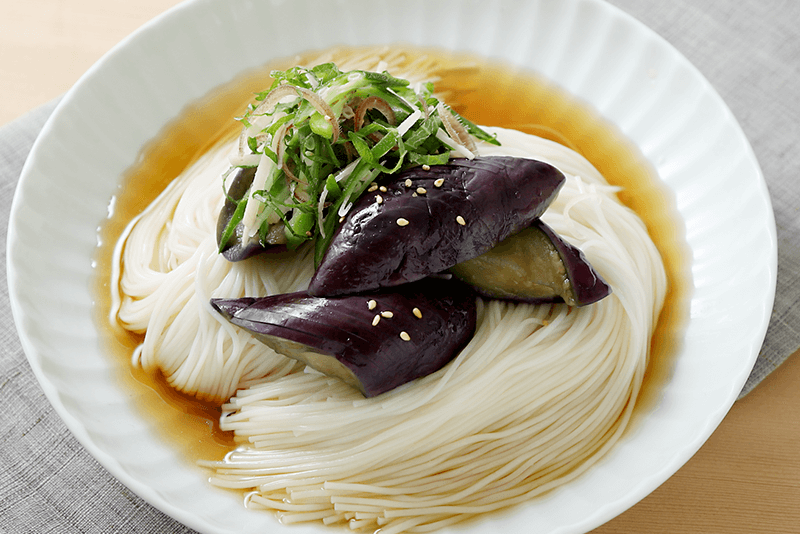 レンチンなすと香味野菜のせそうめん　レシピ画像