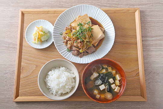 肉豆腐定食