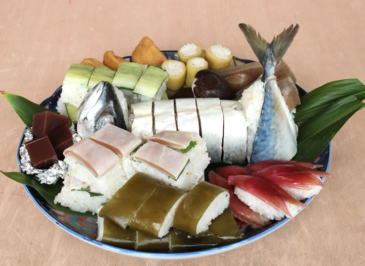 土佐田舎寿司・鯖の姿寿司・ナイラゲの押し寿司・昆布のお寿司